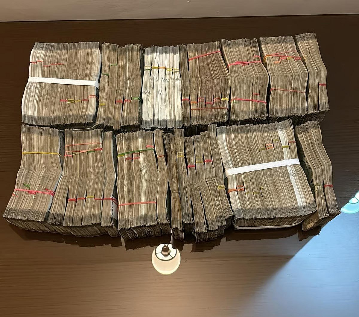 ECI ಹೊಸ ದಾಖಲೆ: 4,650 ಕೋಟಿ ರೂ. ಮೌಲ್ಯದ ನಗ-ನಾಣ್ಯ-ವಸ್ತು ವಶ, ಶೇ.45ರಷ್ಟು ಡ್ರಗ್ಸ್!