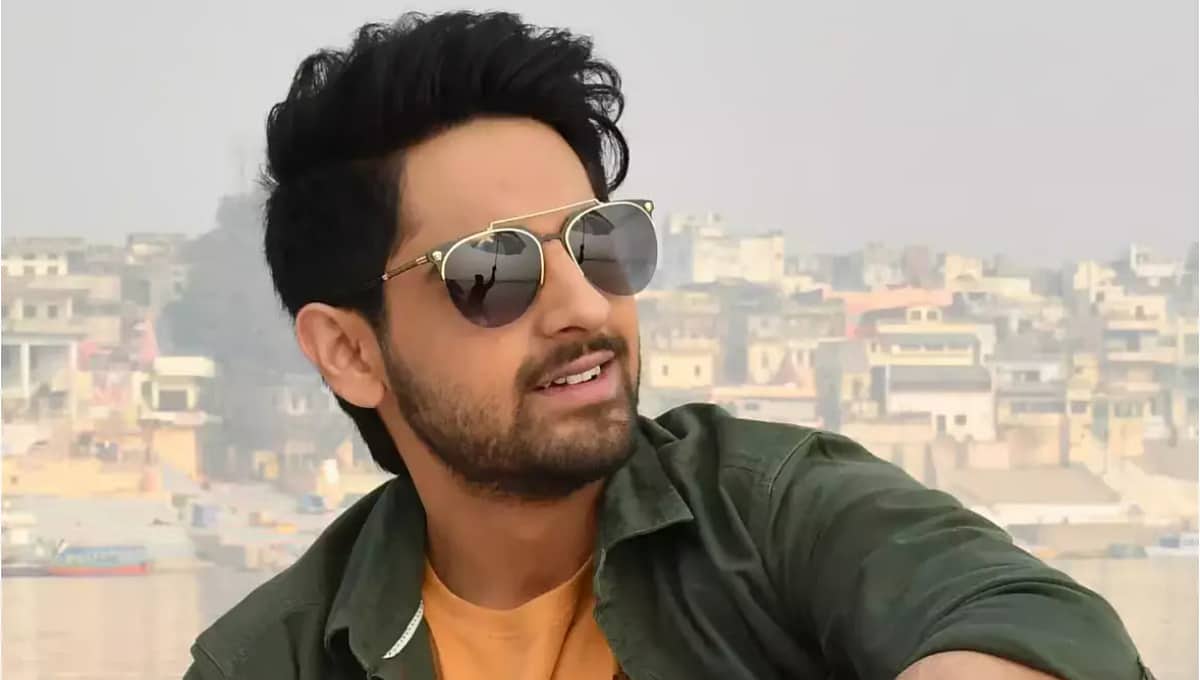 ಝೈದ್ ಖಾನ್- ಅನಿಲ್ ಕುಮಾರ್ ಚಿತ್ರದ ಶೀರ್ಷಿಕೆ 'ಕಲ್ಟ್'; ರಗಡ್ ಲುಕ್ನಲ್ಲಿ ಕಾಣಿಸಿಕೊಂಡ ನಟ