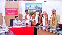 ಕರ್ನಾಟಕ ಲೋಕಸಭೆ ಚುನಾವಣೆ: ಅಭ್ಯರ್ಥಿಗಳ ಉಮೇದುವಾರಿಕೆ; ಯದುವೀರ್, ಸೋಮಣ್ಣ, ಮೋಹನ್ ನಾಮಪತ್ರ ಸಲ್ಲಿಕೆ