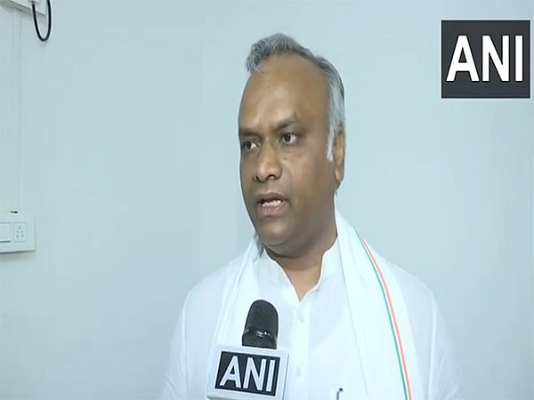 ಲೈಂಗಿಕ ಹಗರಣ ಪ್ರಕರಣ: ಪ್ರಜ್ವಲ್ ರೇವಣ್ಣ ದೇಶ ತೊರೆಯಲು ಬಿಜೆಪಿ ಸಹಾಯ ಮಾಡಿದೆ; ಪ್ರಿಯಾಂಕ್ ಖರ್ಗೆ