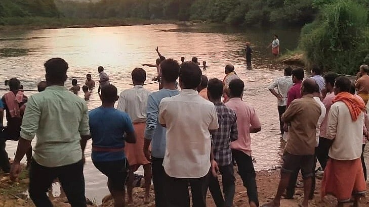 ಕಾರವಾರ: ಕಾಳಿ ನದಿಗೆ ಬಿದ್ದ ಮಗುವನ್ನು ರಕ್ಷಿಸಲು ಹೋಗಿ ಅಹ್ಮದ್ ಕುಟುಂಬದ 6 ಮಂದಿ ದುರ್ಮರಣ