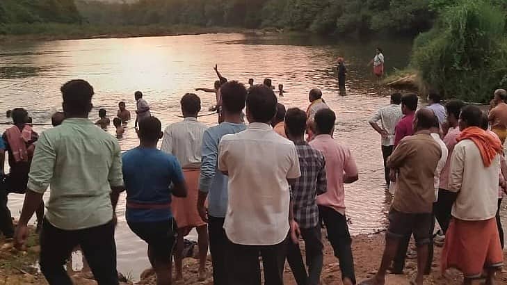 ಕಾರವಾರ: ಕಾಳಿ ನದಿಗೆ ಬಿದ್ದ ಮಗುವನ್ನು ರಕ್ಷಿಸಲು ಹೋಗಿ ಅಹ್ಮದ್ ಕುಟುಂಬದ 6 ಮಂದಿ ದುರ್ಮರಣ