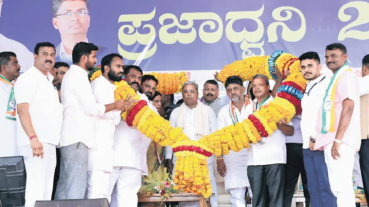 ದೇಶದ ರಾಜ-ರಾಣಿಯರನ್ನು ಕಾಂಗ್ರೆಸ್ ಅವಮಾನಿಸಿದೆ ಹೇಳಿಕೆ: ಪ್ರಧಾನಿ ಮೋದಿ ವಿರುದ್ಧ ಗುಡುಗಿದ ಸಿಎಂ ಸಿದ್ದರಾಮಯ್ಯ
