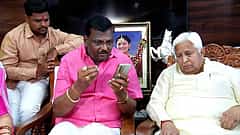 ಮನೆಯೊಳಗೆ ಚಿತ್ರೀಕರಣ ನಡೆಸಿರುವ ಅಪರಿಚಿತರಿಂದ ನಮ್ಮ ಕುಟುಂಬಕ್ಕೆ ಅಪಾಯದ ಭೀತಿ: ನೇಹಾ ತಂದೆ