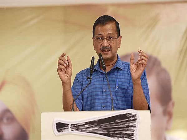 ತಿಹಾರ್ ಜೈಲಿಗೆ ಶರಣಾಗುವ ಮುನ್ನ ರಾಜ್ ಘಾಟ್, ಹನುಮಾನ್ ಮಂದಿರಕ್ಕೆ ಭೇಟಿ ನೀಡುತ್ತೇನೆ: ಅರವಿಂದ ಕೇಜ್ರಿವಾಲ್