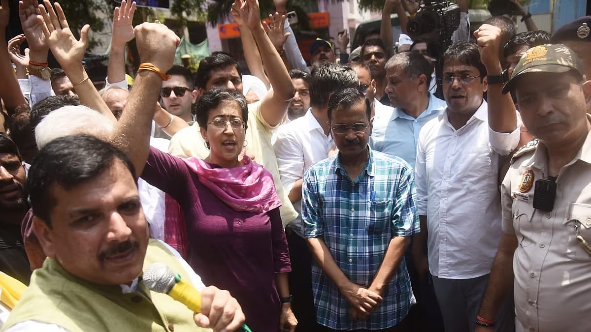 ನವದೆಹಲಿ: ಬಿಜೆಪಿ ಪ್ರಧಾನ ಕಛೇರಿಯತ್ತ ಮೆರವಣಿಗೆ, ಎಎಪಿ ಕಾರ್ಯಕರ್ತರನ್ನು ಬಂಧಿಸಿದ ಪೊಲೀಸರು, ಸೆಕ್ಷನ್ 144 ಜಾರಿ