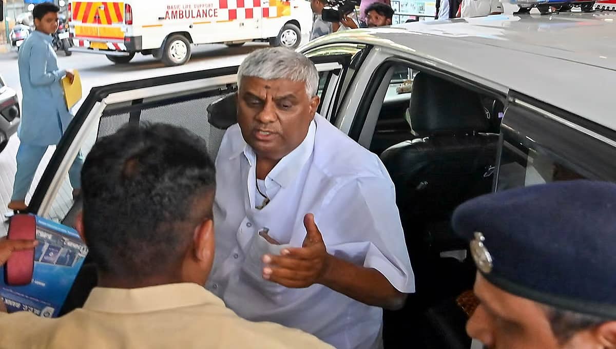 ಮಹಿಳೆ ಅಪಹರಣ ಪ್ರಕರಣ: ಹೆಚ್.ಡಿ. ರೇವಣ್ಣ ಜಾಮೀನು ಅರ್ಜಿ ವಿಚಾರಣೆ ಮೇ 13ಕ್ಕೆ ಮುಂದೂಡಿಕೆ