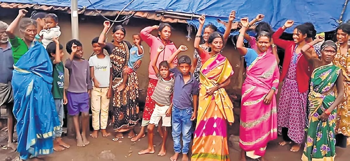 ಕೈಕೊಟ್ಟ ಸೋಲಾರ್ ದೀಪಗಳು: ಕತ್ತಲೆ ಕೂಪದಲ್ಲಿ ನಾಗರಹೊಳೆ ಬುಡಕಟ್ಟು ಕುಗ್ರಾಮಗಳು!