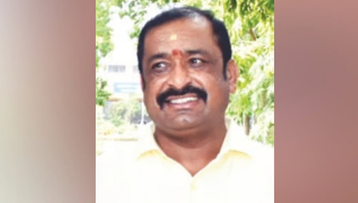 ದಕ್ಷಿಣ ಶಿಕ್ಷಕರ ಕ್ಷೇತ್ರ: ಬಿಜೆಪಿ-ಜೆಡಿಎಸ್ ಮೈತ್ರಿಗೆ ಹಿನ್ನಡೆ; ಬಿ ಫಾರಂ ಇಲ್ಲದೆಯೇ ಇಸಿ ನಿಂಗರಾಜೇಗೌಡ ನಾಮಪತ್ರ ಸಲ್ಲಿಕೆ