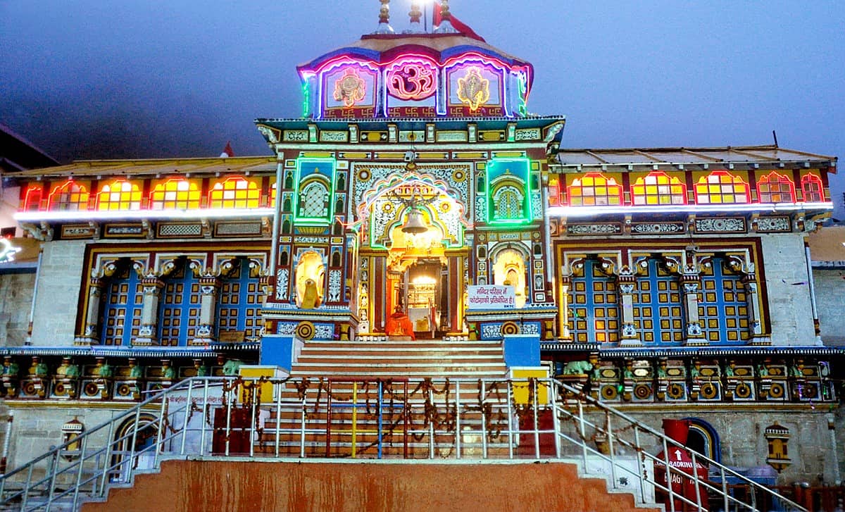 ಇಂದಿನಿಂದ ಬದರಿನಾಥ ದೇವಾಲಯ ಭಕ್ತರ ದರ್ಶನಕ್ಕೆ ಮುಕ್ತ