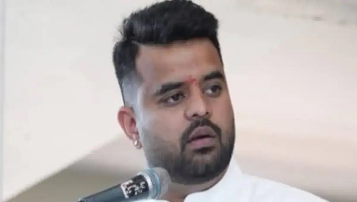 ಪ್ರಜ್ವಲ್‌ ರೇವಣ್ಣಗೆ ಮತ್ತೆ ಸಂಕಷ್ಟ: 14 ದಿನಗಳ ಕಾಲ ನ್ಯಾಯಾಂಗ ಬಂಧನ 