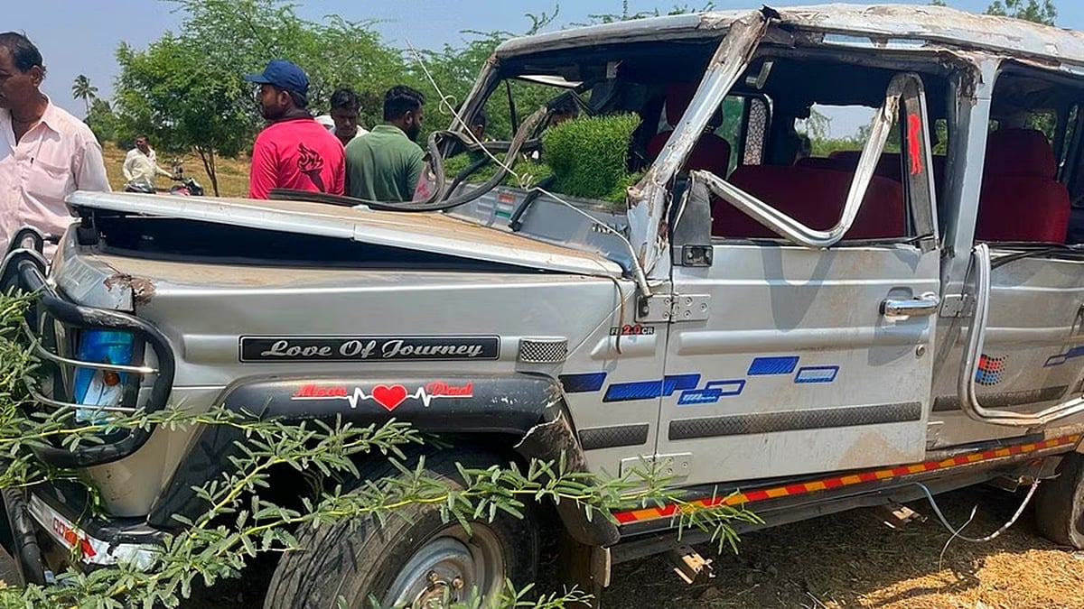ಬೆಳಗಾವಿ: ಮಹಾರಾಷ್ಟ್ರಕ್ಕೆ ತೆರಳುತ್ತಿದ್ದ ಕ್ರೂಸರ್ ಪಲ್ಟಿ, ಮೂವರು ಮಹಿಳೆಯರು ಸಾವು