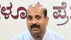 'ದೇವನು ತಾನಿಚ್ಚಿಸಿದ್ದನ್ನು ಮಾಡಿಯೇ ತೀರುವನು': ರಘುಪತಿ ಭಟ್ ಗೆ ವಿದ್ಯಾರ್ಥಿನಿ ಅಲಿಯಾ ಅಸಾದಿ ಟಾಂಗ್