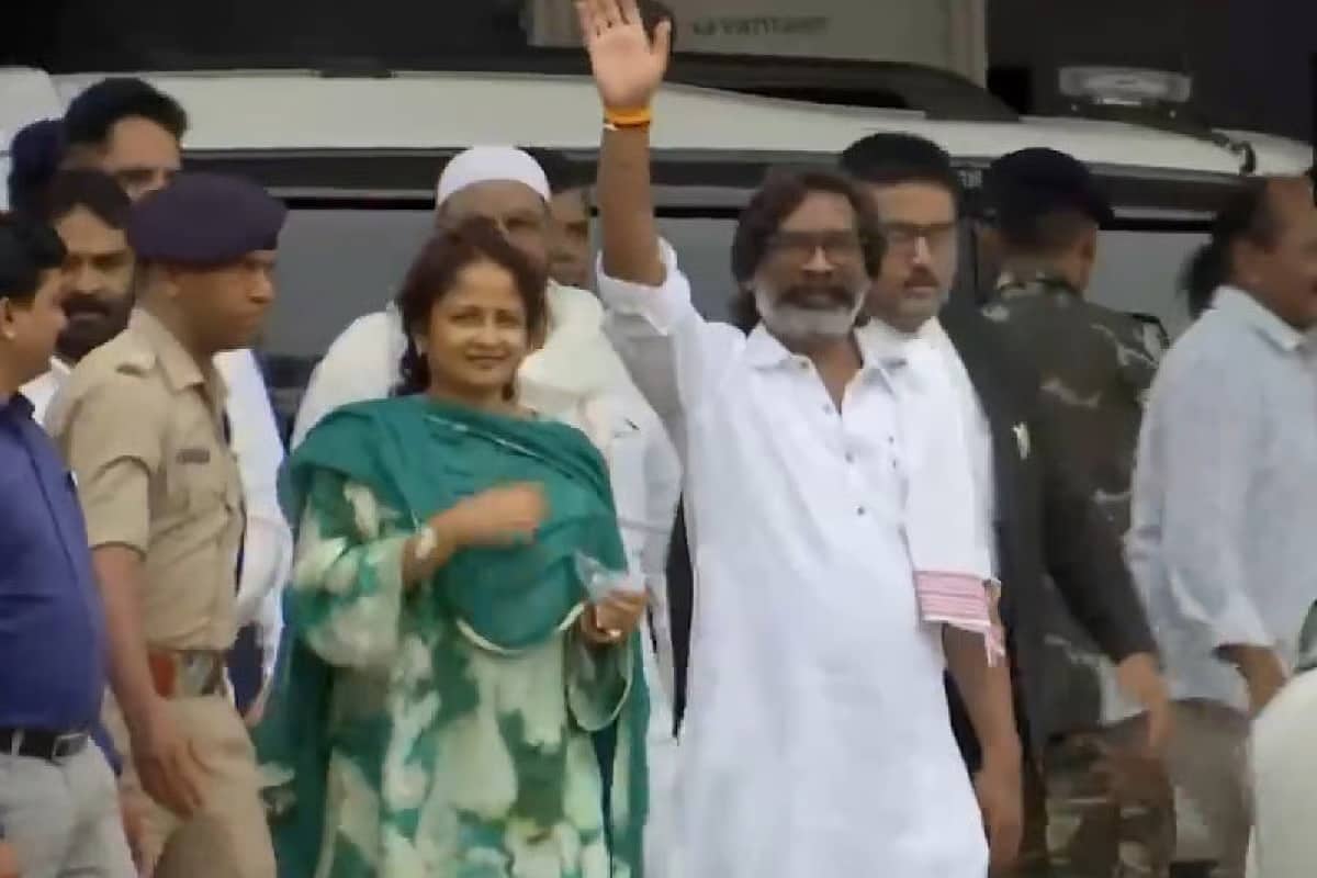 ಅಕ್ರಮ ಹಣ ವರ್ಗಾವಣೆ ಪ್ರಕರಣ: ಜಾರ್ಖಂಡ್ ಮಾಜಿ ಸಿಎಂ ಹೇಮಂತ್ ಸೊರೆನ್ ಜೈಲಿನಿಂದ ಬಿಡುಗಡೆ