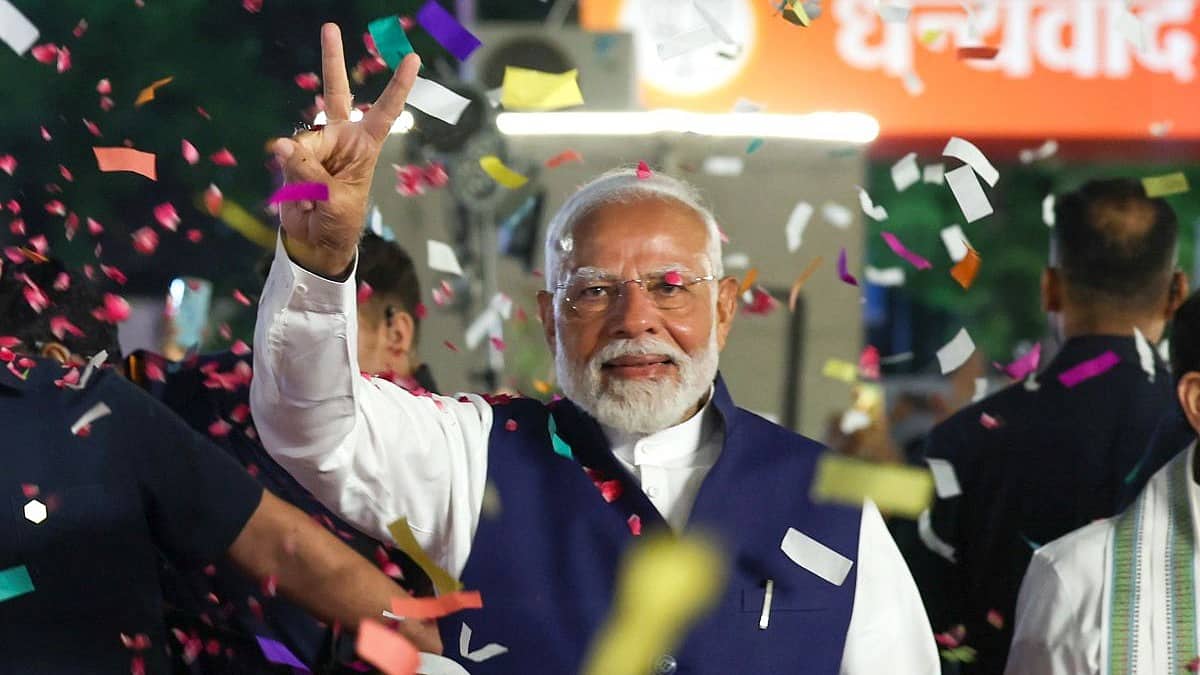 ಬಿಜೆಪಿಯ ಸ್ವತಂತ್ರ ಸರ್ಕಾರ ರಚನೆ ಕನಸು ಭಗ್ನ; NDA ಸರಳ ಬಹುಮತ, INDIA ಮೈತ್ರಿಕೂಟಕ್ಕೆ 233 ಸ್ಥಾನ!