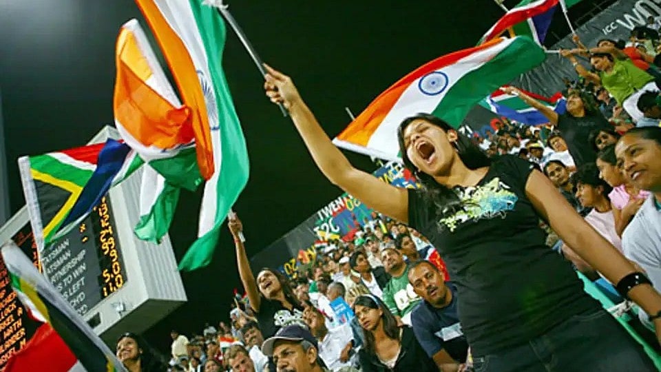 13 ವರ್ಷಗಳ ಕಾಯುವಿಕೆ ಅಂತ್ಯ: ಭಾರತ ಟಿ20 ವಿಶ್ವಕಪ್ ಗೆಲ್ಲುತ್ತಿದ್ದಂತೆ ದೇಶದ ಗಲ್ಲಿ ಗಲ್ಲಿಗಳಲ್ಲಿ ಅಭಿಮಾನಿಗಳ ಸಂಭ್ರಮ, ವಿಡಿಯೋ!