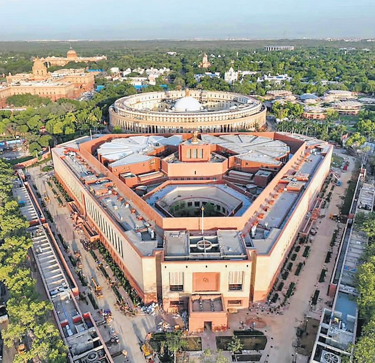 18ನೇ ಲೋಕಸಭೆ ಮೊದಲ ಅಧಿವೇಶನ ಇಂದು ಆರಂಭ: ನೂತನ ಸದಸ್ಯರ ಪ್ರಮಾಣ ವಚನ, ಹಂಗಾಮಿ ಸ್ಪೀಕರ್ ನೇಮಕ