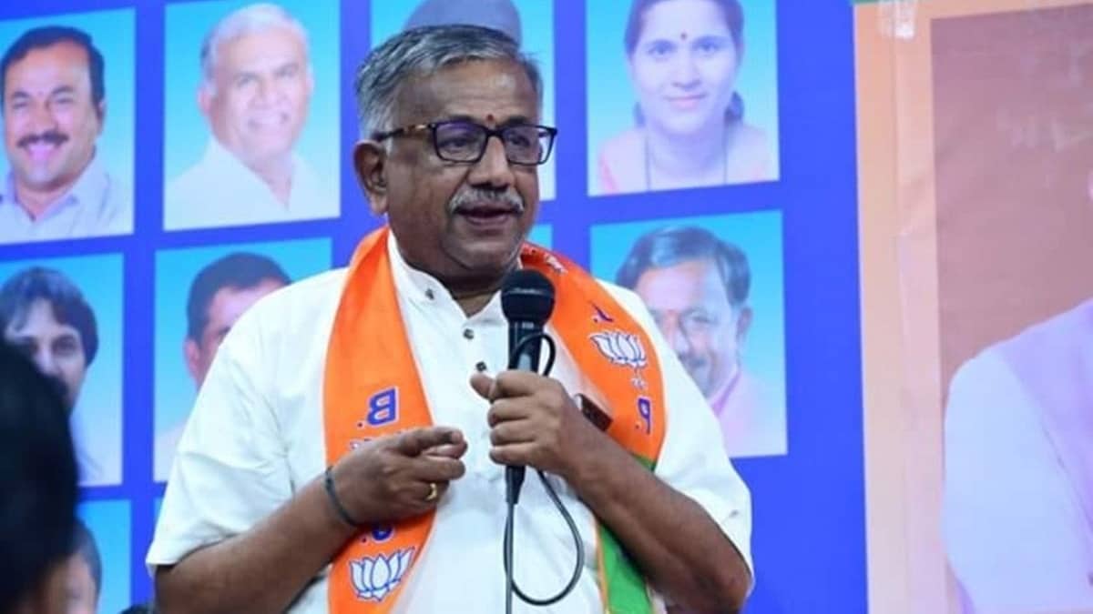 ತೈಲ ಬೆಲೆ ಏರಿಕೆ ಪ್ರತಿಭಟನೆ ವೇಳೆ ಹೃದಯಾಘಾತ: BJP ಮಾಜಿ MLC ಎಂ.ಬಿ ಭಾನುಪ್ರಕಾಶ್ ನಿಧನ