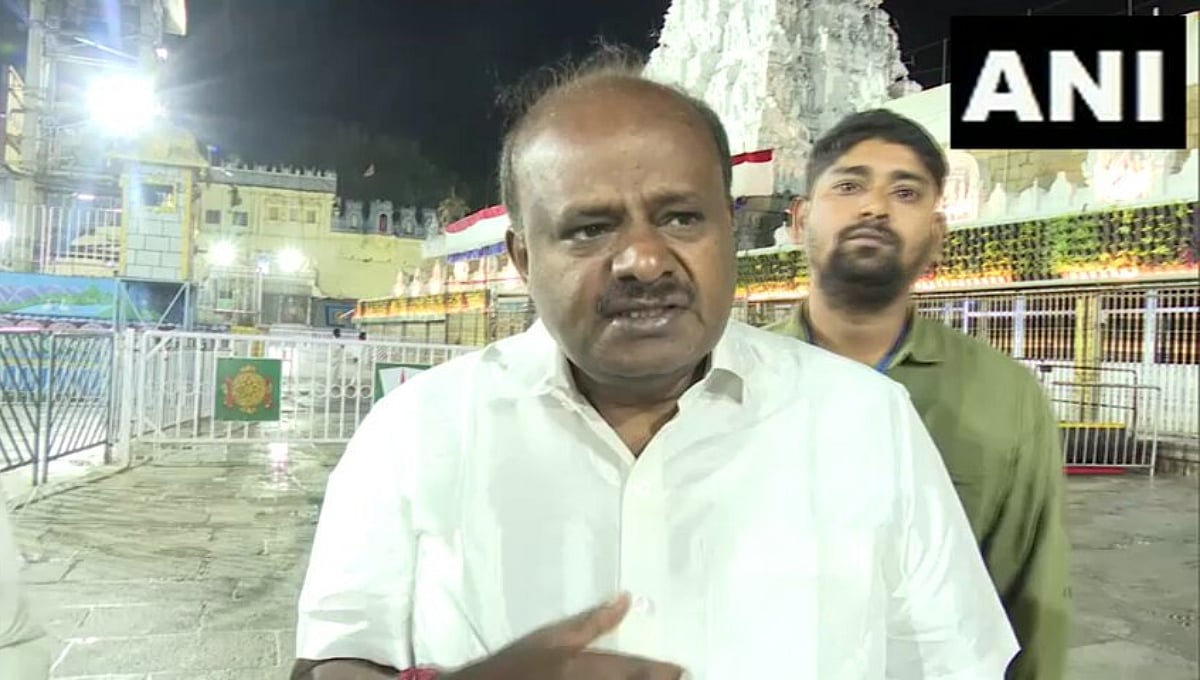 ತಿರುಪತಿ ತಿಮ್ಮಪ್ಪನ ದರ್ಶನ ಪಡೆದ ಎಚ್ಡಿ ಕುಮಾರಸ್ವಾಮಿ; ಕೇಂದ್ರ ಸಚಿವನಾಗಿ ಯಶಸ್ವಿಯಾಗಲು ಶಕ್ತಿ ನೀಡುವಂತೆ ಪ್ರಾರ್ಥನೆ!