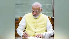 'ತಿಂಗಳ ಹಿಂದೆಯೇ ಬಿಡುಗಡೆಯಾಗಬೇಕಿದ್ದ ಹಣಕ್ಕೆ ಈಗ ಸಹಿ ಹಾಕಿದ್ದಾರೆ': ಕಿಸಾನ್ ಸಮ್ಮಾನ್ ನಿಧಿ ಬಿಡುಗಡೆ ಬಗ್ಗೆ ಕಾಂಗ್ರೆಸ್ ಟೀಕೆ