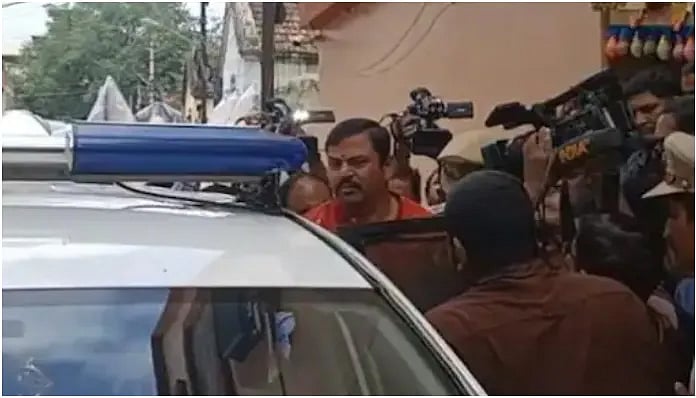 Raja Singh arrested: ಬಿಜೆಪಿ ಫೈರ್ ಬ್ರಾಂಡ್ ರಾಜಾಸಿಂಗ್ ಬಂಧನ