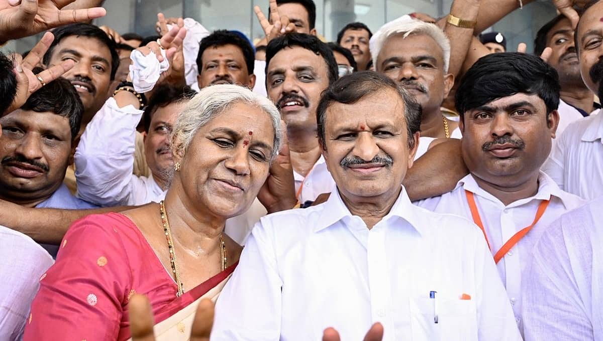 ಚನ್ನಪಟ್ಟಣ ಉಪಚುನಾವಣೆಗೆ ಅಚ್ಚರಿ ಅಭ್ಯರ್ಥಿ: ಡಾ. ಮಂಜುನಾಥ್ ಪತ್ನಿ ಅನಸೂಯ ಕಣಕ್ಕಿಳಿಸಲು JDS-BJP ಪ್ಲಾನ್?
