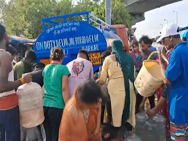 ದೆಹಲಿಯಲ್ಲಿ ನೀರಿನ ಸಮಸ್ಯೆ: ಕೇಂದ್ರ ಮಧ್ಯಸ್ಥಿಕೆ ವಹಿಸಬೇಕೆಂದು ಎಎಪಿ ಶಾಸಕರ ಆಗ್ರಹ
