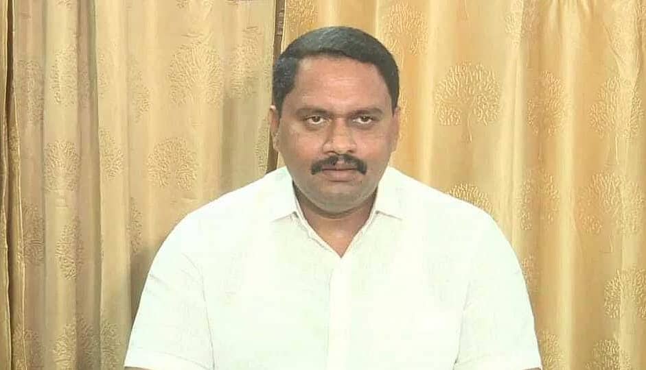 ಪಶುಸಂಗೋಪನಾ ಸಚಿವರಿಂದ ಕಿರುಕುಳ?: ಮೈಮುಲ್ ಅಧ್ಯಕ್ಷ ಸ್ಥಾನಕ್ಕೆ ದಿಢೀರ್ ಪಿಎಂ ಪ್ರಸನ್ನ ರಾಜಿನಾಮೆ!