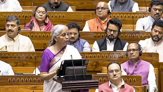 Union Budget 2024 Updates: 500 ಉನ್ನತ ಕಂಪನಿಗಳಲ್ಲಿ 1 ಕೋಟಿ ಯುವಕರಿಗೆ ಇಂಟರ್ನ್ಶಿಪ್; ಹೊಸ ತೆರಿಗೆ ಸ್ಲ್ಯಾಬ್ ಪ್ರಕಟ
