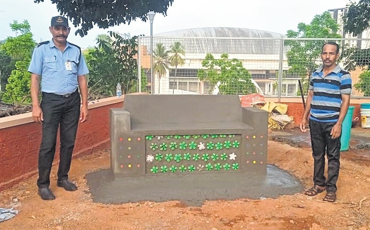 400 ವರ್ಷ ಬಾಳಿಕೆ ಬರುವ ಪರಿಸರ ಸ್ನೇಹಿ ಬೆಂಚ್: ಪ್ಲಾಸ್ಟಿಕ್ ಬಾಟಲಿ ಬಳಸಿ ಆಸನಗಳ ನಿರ್ಮಿಸುವ CODP ಸಂಸ್ಥೆ!