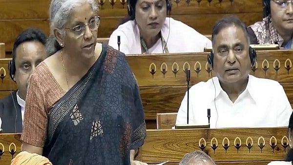 ಹೆಸರಿಸದೇ ಹೋದರೆ, ಸರ್ಕಾರದ ಕಾರ್ಯಕ್ರಮಗಳು ಆ ರಾಜ್ಯಗಳಿಗೆ ಹೋಗುವುದಿಲ್ಲ ಎಂದರ್ಥವೇ?: ಪ್ರತಿಪಕ್ಷಗಳಿಗೆ ನಿರ್ಮಲಾ ತಿರುಗೇಟು!
