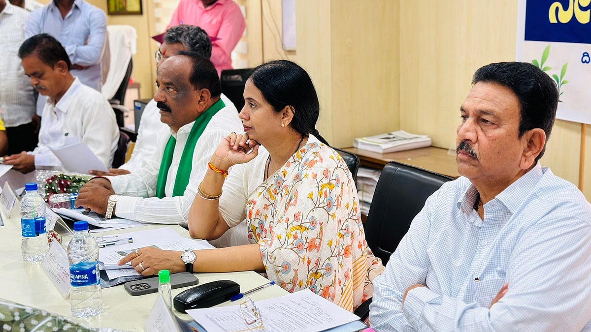 ಅಗತ್ಯಕ್ಕನುಗುಣವಾಗಿ ಯೋಜನೆ ರೂಪಿಸಿ ಕಾಲುವೆಗಳಿಗೆ ನೀರು ಹರಿಸಿ: ಅಧಿಕಾರಿಗಳಿಗೆ ಸರ್ಕಾರ ಸೂಚನೆ