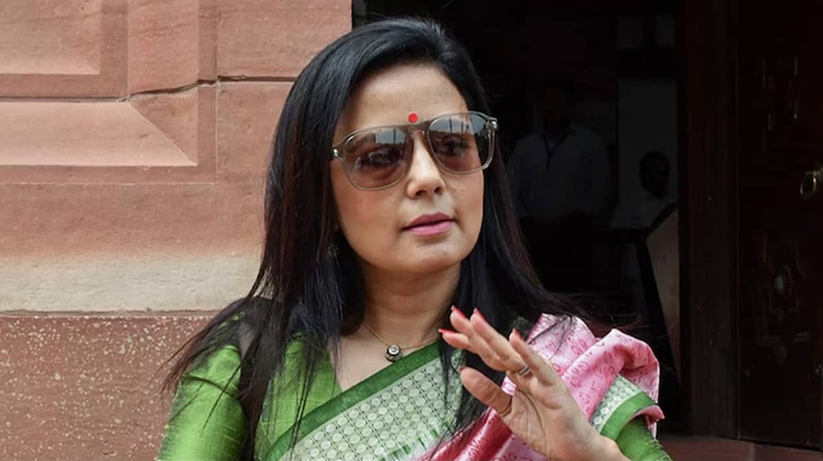 ಸಂಸದೆ ಮಹುವಾ ಮೊಯಿತ್ರಾ ವಿರುದ್ಧ ಎಫ್ಐಆರ್ ದಾಖಲಿಸಿದ ದೆಹಲಿ ಪೊಲೀಸರು