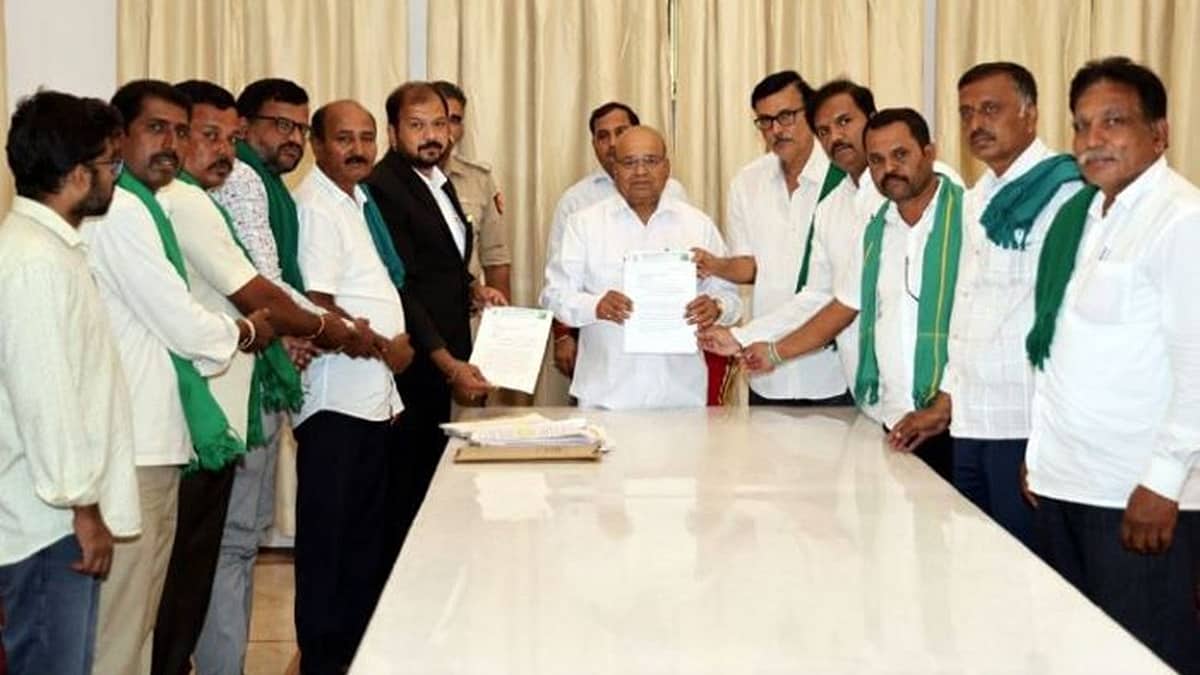 ಮುಡಾ ಹಗರಣ: ಹೈಕೋರ್ಟ್ ನ್ಯಾಯಾಧೀಶರಿಂದ ತನಿಖೆಗೆ ಆಗ್ರಹ, ರಾಜ್ಯಪಾಲರ ಭೇಟಿ ಮಾಡಿದ ರೈತ ಮುಖಂಡರ ನಿಯೋಗ
