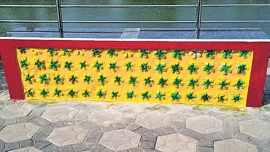 ಕದ್ರಿ ಪಾರ್ಕ್ ನಲ್ಲಿರುವ ಆಸನ.