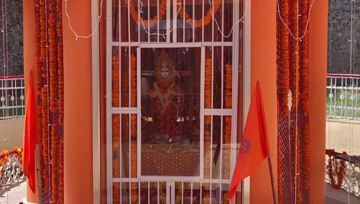 ಜಮ್ಮು-ಕಾಶ್ಮೀರ: 30 ವರ್ಷಗಳ ಬಳಿಕ ಬಾಗಿಲು ತೆರೆದ ಉಮಾ ಭಗವತಿ ದೇಗುಲ!