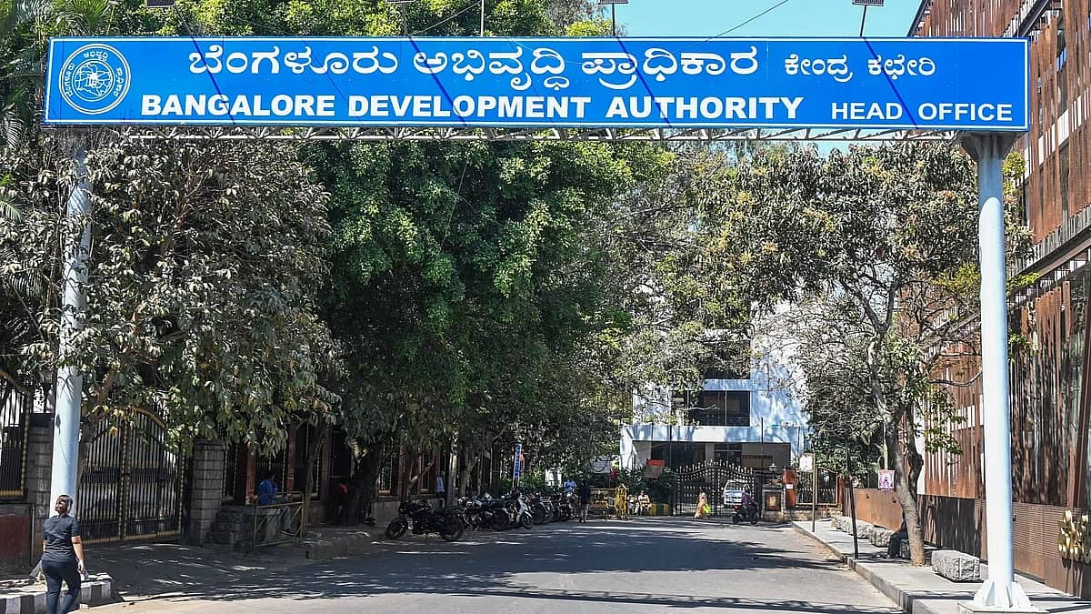 ವಿವಾದಿತ ಭೂಮಿ ಮಾರಾಟ ಮಾಡಿದ BDA: ಮೂಲ ಭೂಮಾಲೀಕರ ಪರ ಕೋರ್ಟ್ ತೀರ್ಪು; ಅಡಕತ್ತರಿಯಲ್ಲಿ ಸಿಲುಕಿದ ನಿವಾಸಿಗಳು