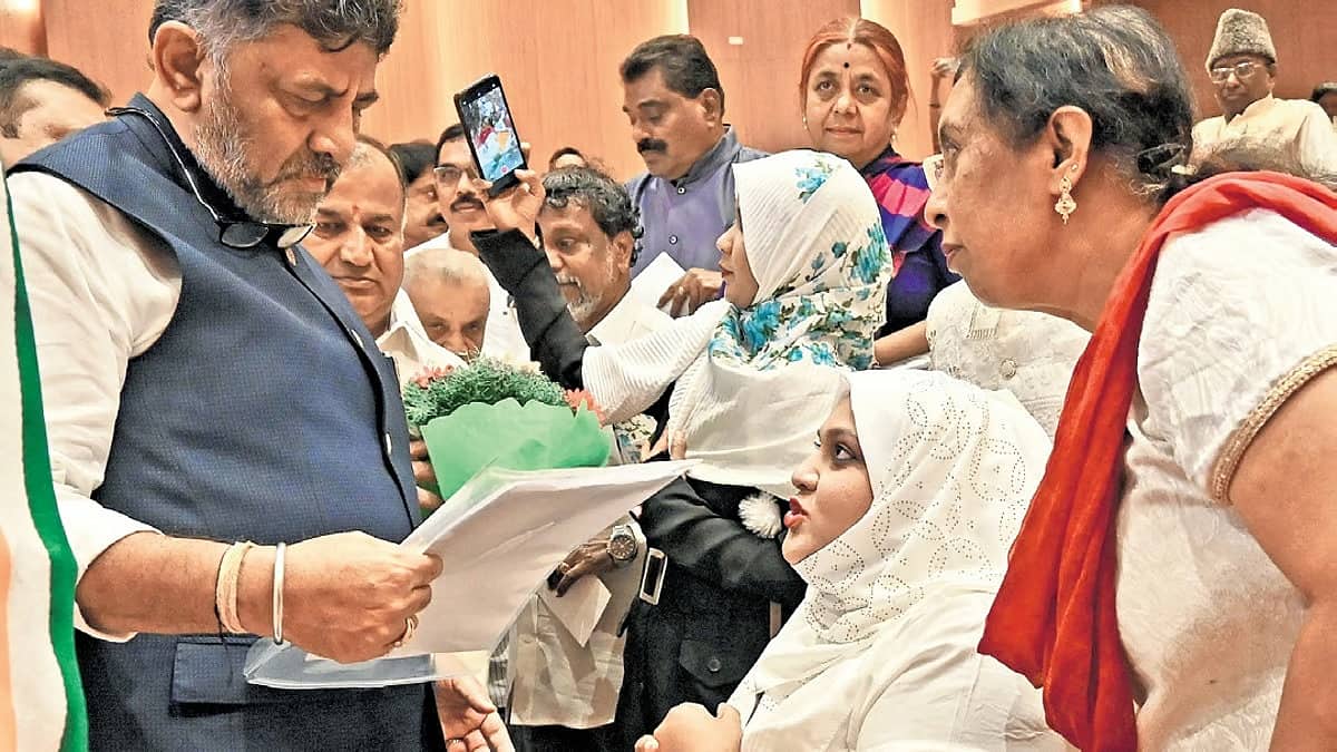 ಮಹಿಳೆಯರನ್ನು ಕಾಂಗ್ರೆಸ್'ನ ಭದ್ರ ಬುನಾದಿ ಮಾಡಲಾಗುವುದು: ಡಿಸಿಎಂ ಡಿಕೆ ಶಿವಕುಮಾರ್