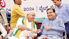 ರಸ್ತೆ ಕಾಮಗಾರಿಗೆ ಒಂದು ತಿಂಗಳಲ್ಲಿ ಕರ್ನಾಟಕಕ್ಕೆ 2 ಲಕ್ಷ ಕೋಟಿ ರೂ. ನೀಡಲು ಸಿದ್ಧ: ನಿತಿನ್ ಗಡ್ಕರಿ