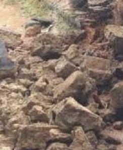 ಧಾರವಾಡ: ಭಾರೀ ಮಳೆಗೆ ಗೋಡೆ ಕುಸಿದು ವ್ಯಕ್ತಿ ಸಾವು; ಪತ್ನಿ-ಪುತ್ರಿ ಆಸ್ಪತ್ರೆಗೆ ದಾಖಲು