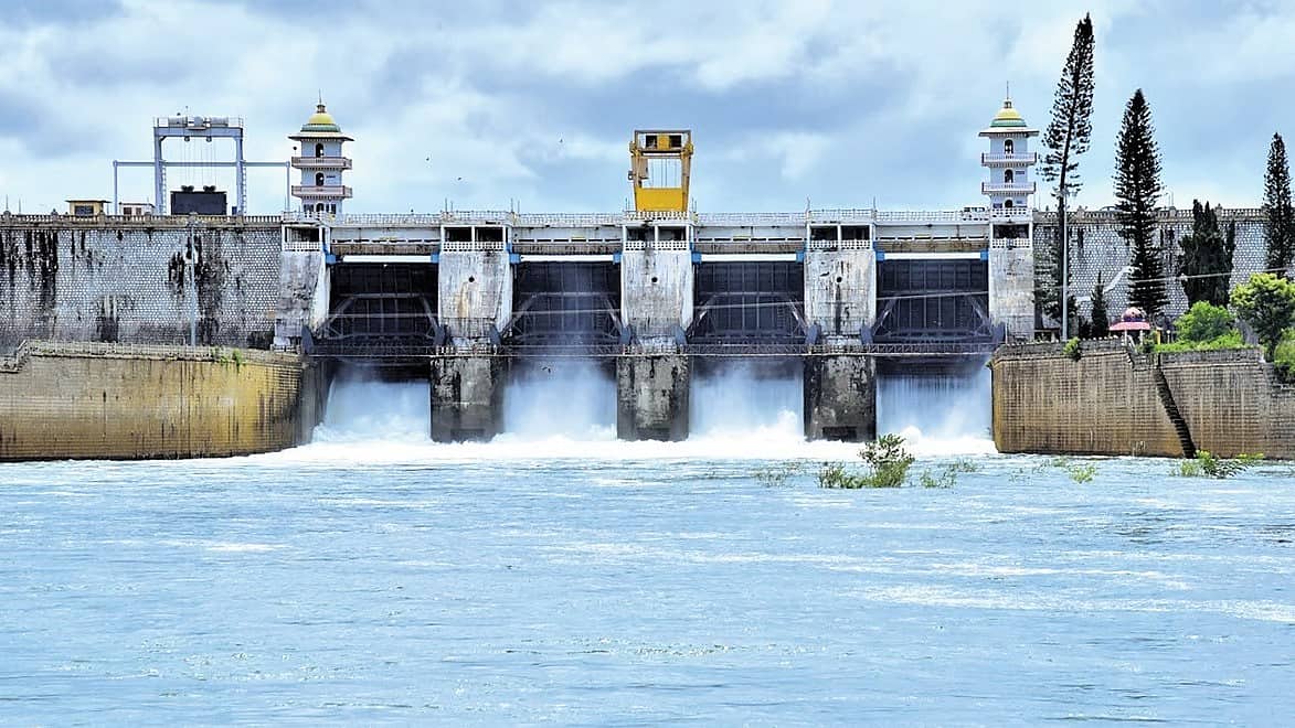 ಕೇರಳದಲ್ಲಿ ಭಾರೀ ಮಳೆ: ಕಬಿನಿ ಅಣೆಕಟ್ಟಿನಿಂದ ತಮಿಳುನಾಡಿಗೆ 20 ಸಾವಿರ ಕ್ಯೂಸೆಕ್ಸ್ ನೀರು ಬಿಡುಗಡೆ