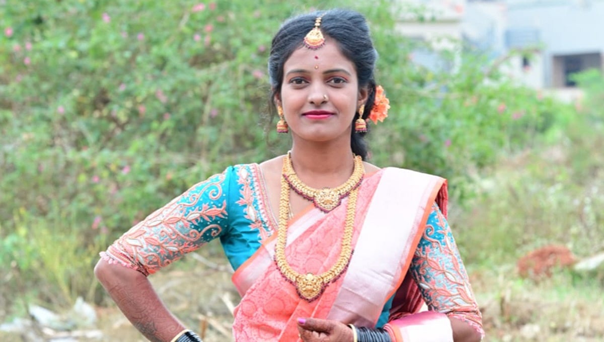 ನೆಲಮಂಗಲ: ಲಾರಿಗೆ ಬೈಕ್ ಡಿಕ್ಕಿ; ಗರ್ಭಿಣಿ ಹೊಟ್ಟೆಯಿಂದ ಹೊರ ಬಂದ ಮಗು ವಿಲವಿಲ ಒದ್ದಾಡಿ ಸಾವು