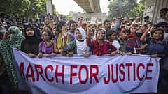Bangladesh: 1 ಗಂಟೆ ಅಂತಿಮ ಗಡುವು; ಬೆದರಿದ ಸುಪ್ರೀಂ ಕೋರ್ಟ್ ಮುಖ್ಯ ನ್ಯಾಯಮೂರ್ತಿ ರಾಜಿನಾಮೆ ಸಲ್ಲಿಕೆ!