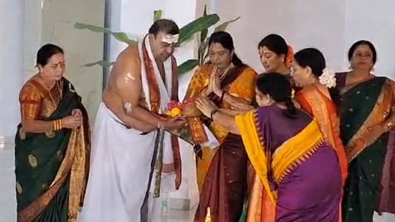 Story image