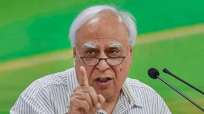 ಬಿಜೆಪಿ ಕಳೆದ 10 ವರ್ಷಗಳಲ್ಲಿ ಇತ್ತ ಜಾತ್ಯತೀತ ಅಥವಾ ಅತ್ತ ನಾಗರಿಕವೂ ಆಗಲಿಲ್ಲ: ಪ್ರಧಾನಿ ಭಾಷಣಕ್ಕೆ ಕಪಿಲ್ ಸಿಬಲ್ ಪ್ರತಿಕ್ರಿಯೆ