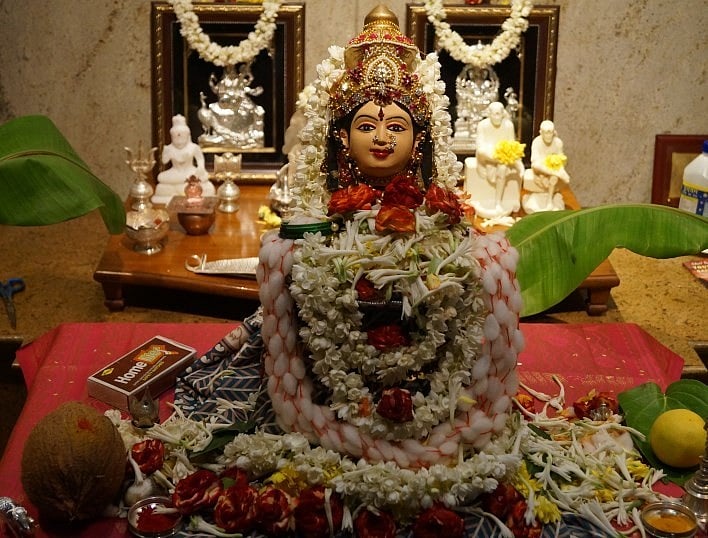 ವರ ಮಹಾಲಕ್ಷ್ಮಿ ಹಬ್ಬದ ವೈಶಿಷ್ಟ್ಯ