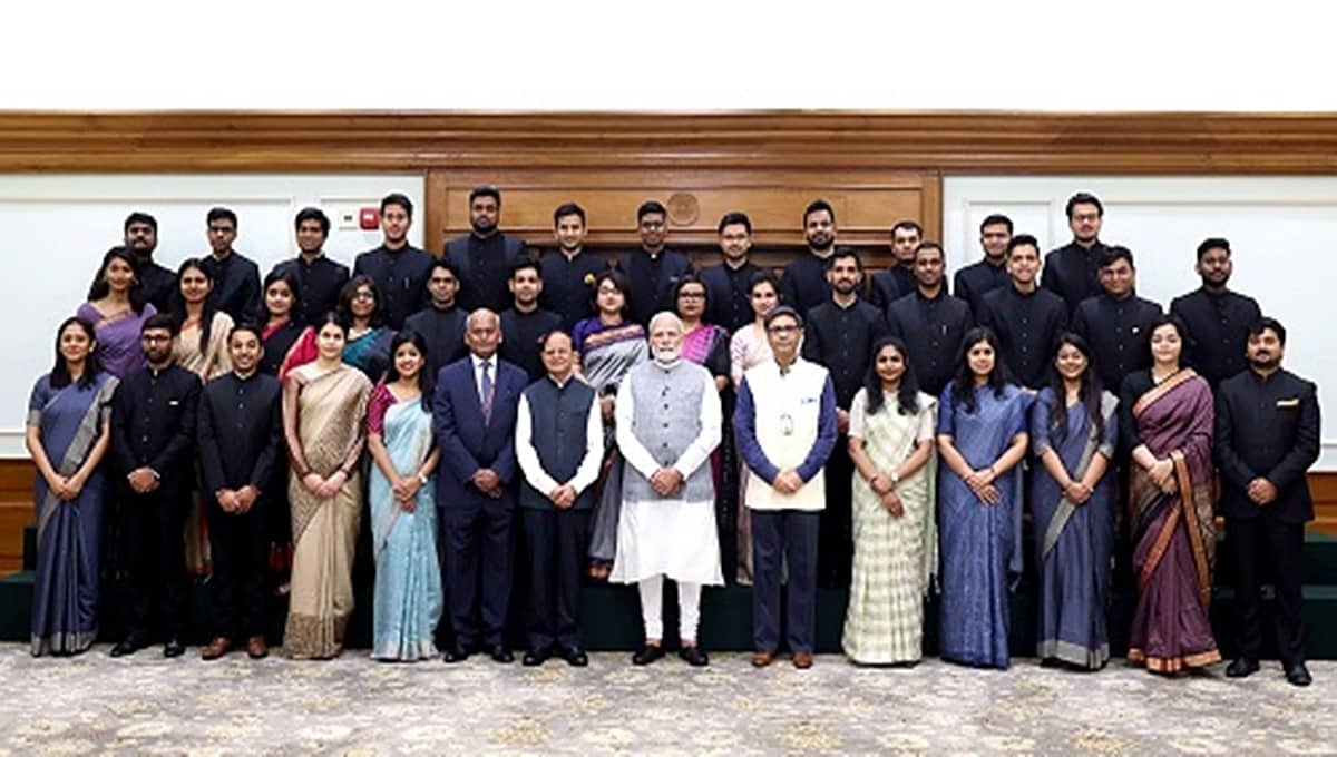 2023 ಬ್ಯಾಚ್ ನ ಟ್ರೈನಿ IFS ಅಧಿಕಾರಿಗಳೊಂದಿಗೆ ಪ್ರಧಾನಿ ಮೋದಿ ಮಾತುಕತೆ