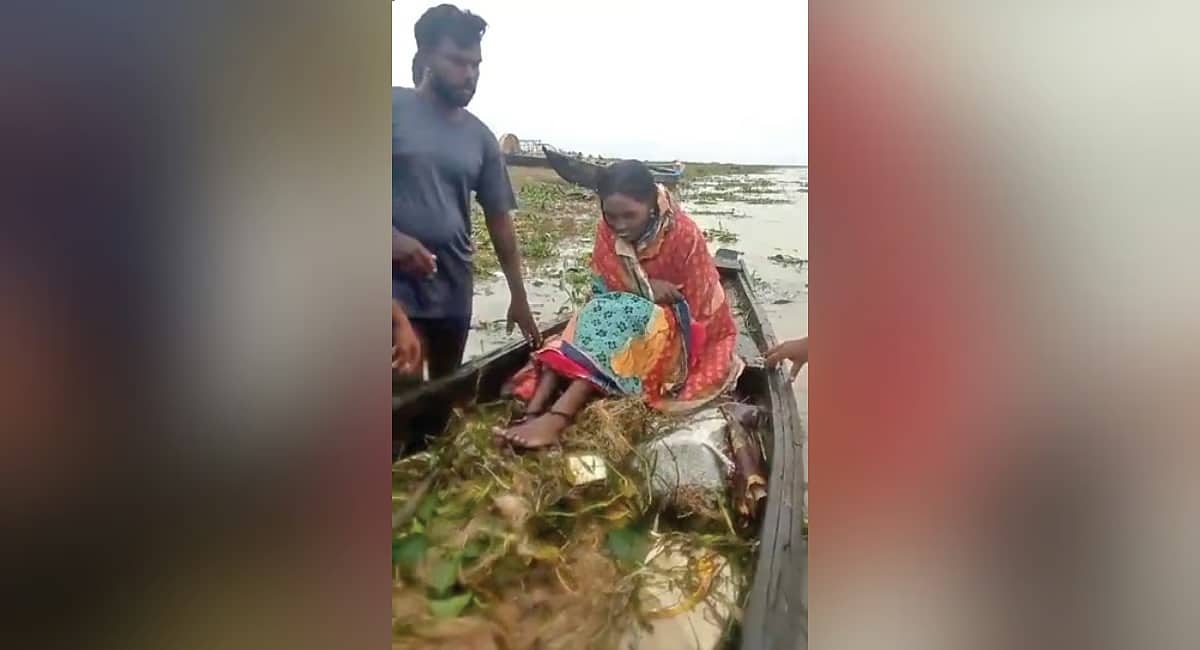 ಛತ್ತೀಸ್ಗಢ: ಕಾಲುಗಳಿಗೆ ಸರಪಳಿ ಸುತ್ತಿದ್ದರೂ ಮಹಾನದಿಯಲ್ಲಿ 17 ಕಿ.ಮೀ ತೇಲಿ ಬದುಕುಳಿದ ಮಾನಸಿಕ ಅಸ್ವಸ್ಥ ಮಹಿಳೆ, ಪವಾಡಸದೃಶ ರೀತಿಯಲ್ಲಿ ಪಾರು..!