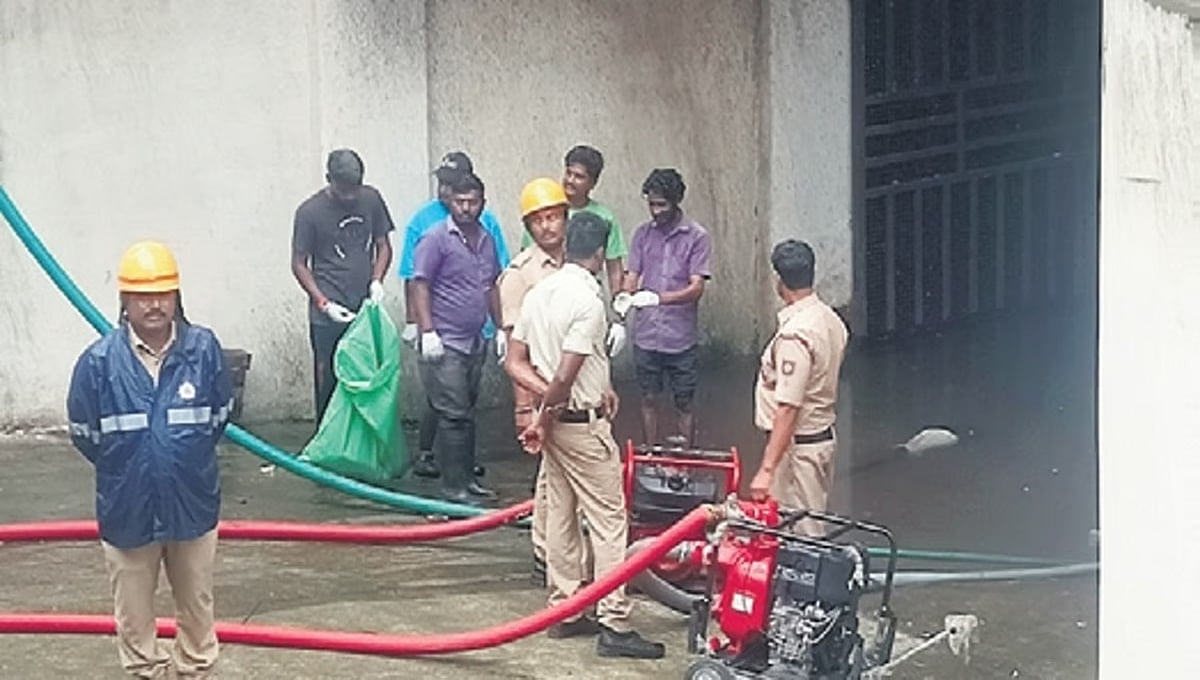 ಬೀದರ್: ಭಾರೀ ಮಳೆಗೆ ಬ್ರಿಮ್ಸ್ ಆಸ್ಪತ್ರೆಯ ನೆಲಮಹಡಿ ಜಲಾವೃತ; ವಿದ್ಯುತ್ ಪೂರೈಕೆ ಸ್ಥಗಿತ, ರೋಗಿಗಳ ಪರದಾಟ