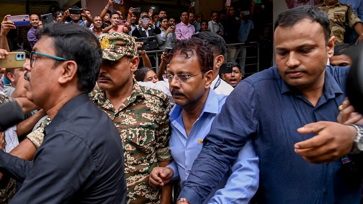 ಹಣಕಾಸು ಅಕ್ರಮ: ಆರ್ ಜಿ ಕರ್ ಮೆಡಿಕಲ್ ಕಾಲೇಜು ಮಾಜಿ ಪ್ರಾಂಶುಪಾಲ ಡಾ.ಸಂದೀಪ್ ಘೋಷ್, ಸಹಚರರ ನಿವಾಸದ ಮೇಲೆ ED ದಾಳಿ